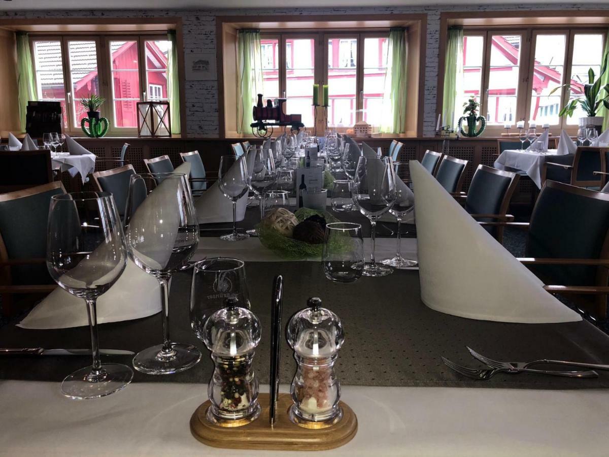 Gasthaus Zur Tanne Hotell Bauma Exteriör bild